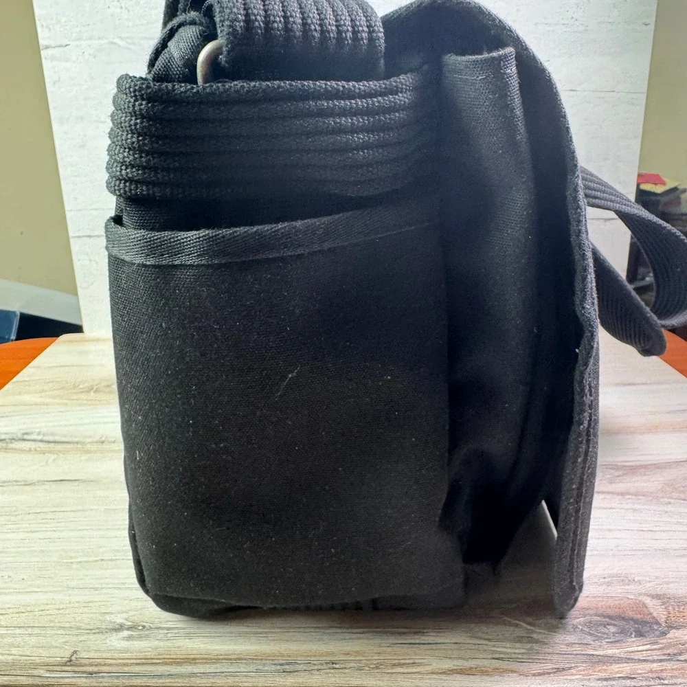Think Tank Retrospective 30 Camera Messenger Bag Black Canvas Shoulder Strap